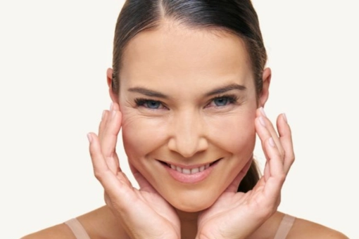 Rejuvenecimiento facial con tecnología láser