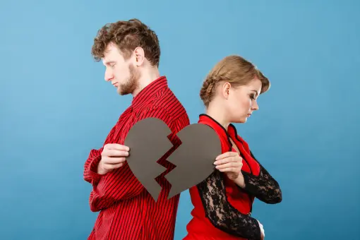 ¿Te incomoda tener tatuado el nombre o símbolo de tu EX pareja?